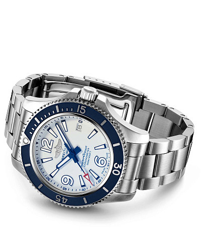 Breitling Superocean Automatic 42 A17366D81A1A1